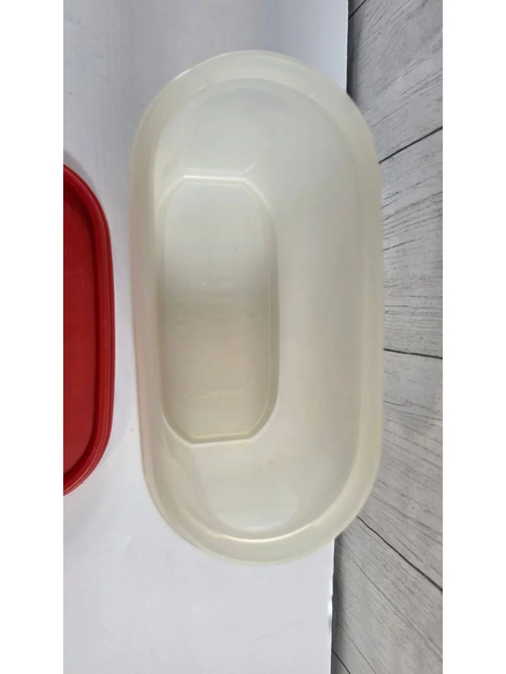TUPPERWARE MODULAR MATES #2 4 3/4 CUP CAPACITY REDDISH COLOR 1616 SEAL CONTAINER